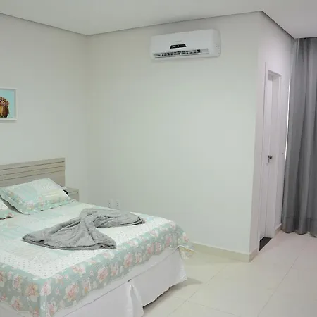 Vera Cruz Business Hotel Acailandia Exterior photo